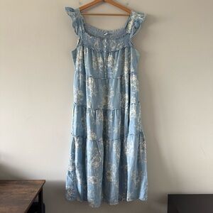 Old Navy Chambray Floral Tiered Midi Dress Size Large Smocked Cottagecore‎ Farm